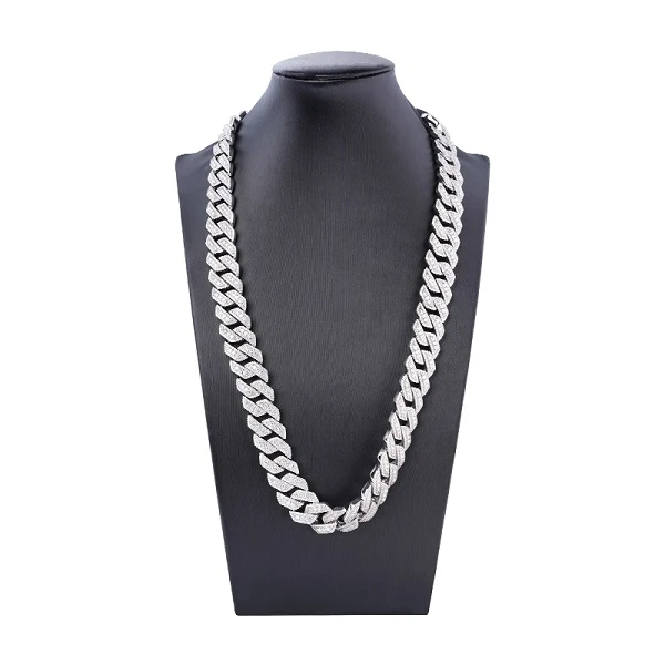 Custom 10mm moissanite cuban chain Custom 10mm moissanite cuban chain
